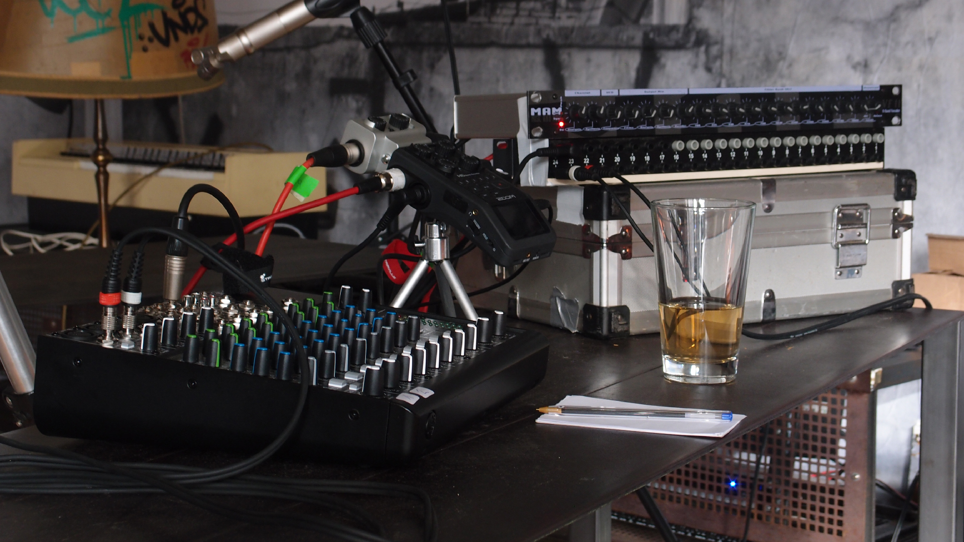 2021-04-17 Ame Zek - rauschpartikel (elektro akustisch) (Recording, Mixe)